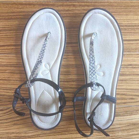 [VGUC] CLARKS Leather Snake Print Sandals - Picture 2 of 6